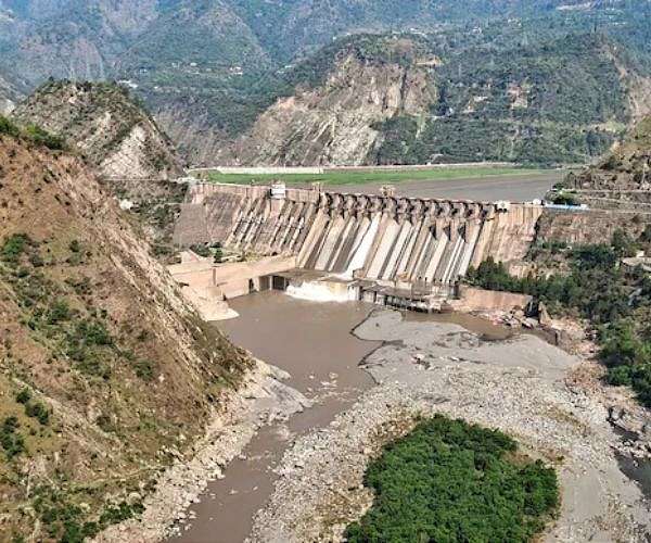Indian PM vows to stop waters key to rival Pakistan