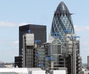 Swiss Re posts 61% profit rise in 2012