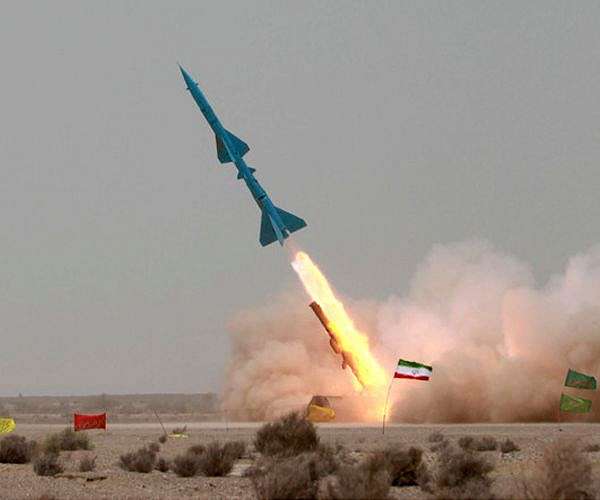 Iran holds extensive military exercises