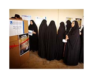 Iraq PM calls for early elections