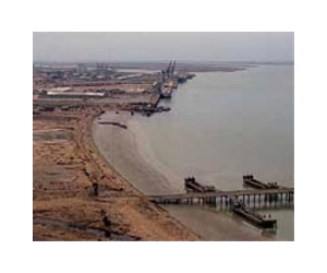 French navy begins rebuilding Iraq ties with port call