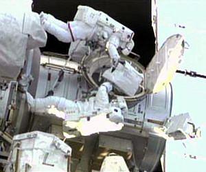 Congress and NASA: expedite commercial crew
