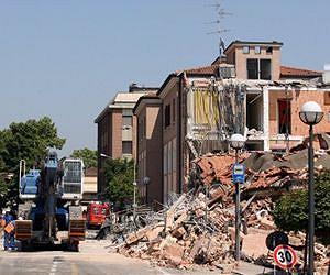 EU offers Italy 670 mn euros in quake aid