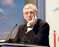 Britain Certain Iran Developing Long-Range Weapons