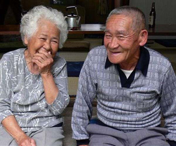 Global study reveals increasing life expectancy and narrowing gender longevity gap