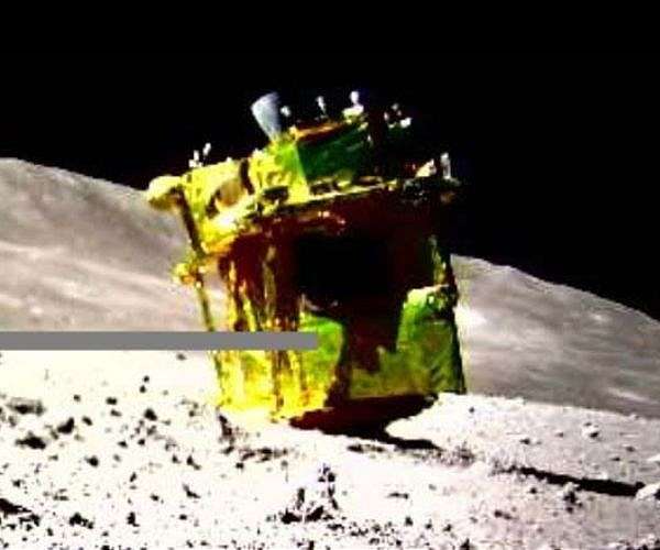 Japan Moon probe survives second lunar night