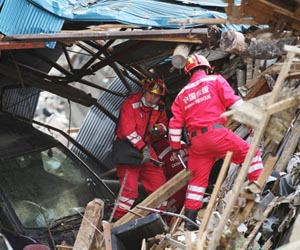 Japan disaster builds international bridges