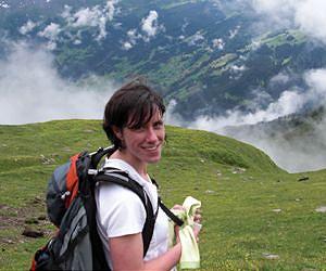 Impulsive micromanagers help plants to adapt, survive