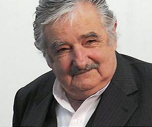 Uruguay's Mujica aims to keep the lid on Communist fervor