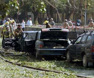 Petraeus issues new rules to avoid civilian casualties