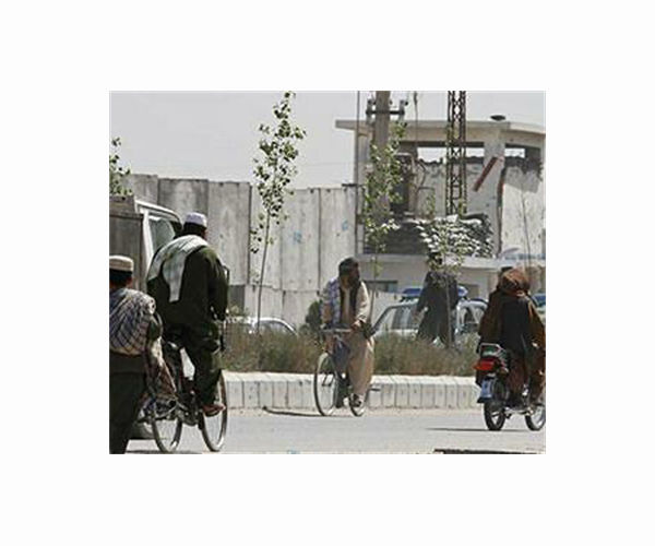 Taliban say do not want to fight inside Afghanistan's cities