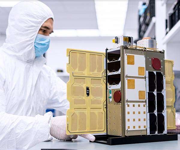Blue Moon mission drives NanoAvionics SuperSharp thermal imaging innovation