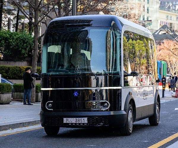 Singapore to trial self-driving public buses from mid-2026