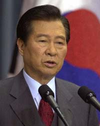 N. Korea urged to abandon nuclear, missile ambitions to save economy