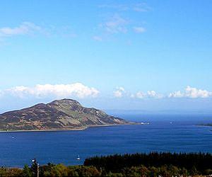 Remote island hopes for Internet hookup