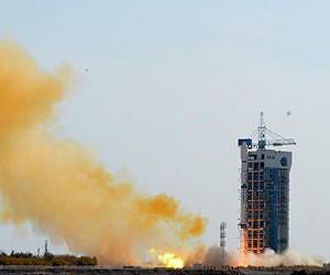 China launches experimental satellite Shijian-16