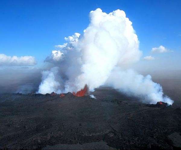 Iceland braces for potential volcanic eruption
