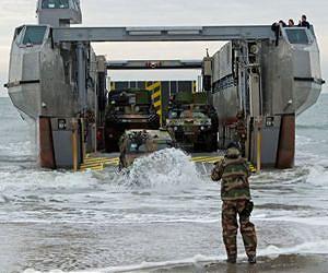 Amphibious vehicles to boost Philippine aid effort