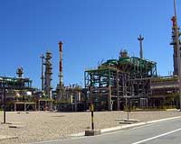 Libya army has orders to end oil port blockades: PM