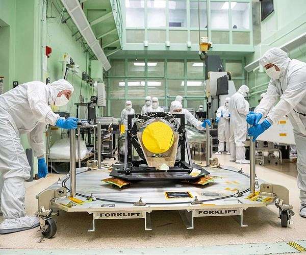 NASA reveals prototype telescope for Gravitational Wave Observatory
