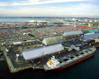 US says cannot meet deadline to screen cargo for nukes
