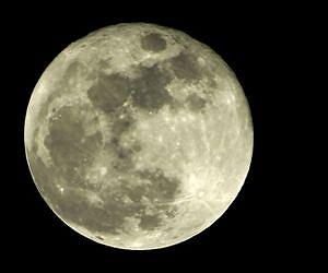 Moon to blame for sinking of Titanic?