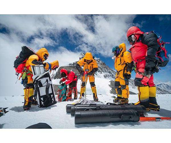 Human-induced climate change impacts the highest reaches of the planet - Mount Everest