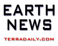 California forest fire gains strength