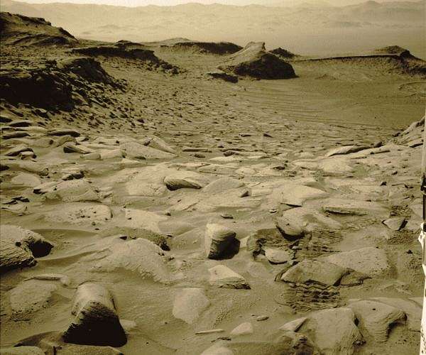 Curiosity: Move slowly and don't break things: Sols 3810-3811