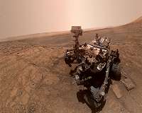 New selfie shows Curiosity, the Mars chemist