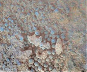 Mars Rover Examines Odd Material At Small, Young Crater