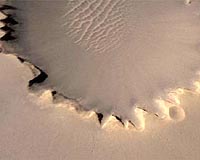 Dust Delays Mars Crater Entry