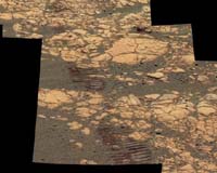 Opportunity Heads Toward Victoria