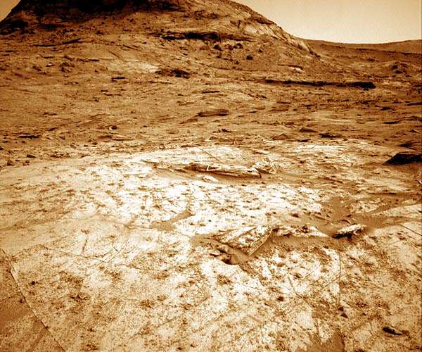Sol 3349: Ridges, Big and Small