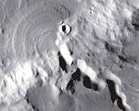 Mars study shows oceans of water bubbled up from below