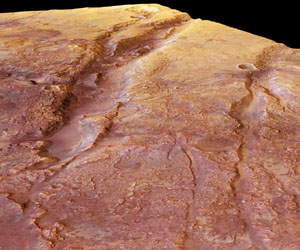 Mars Express Sees Deep Fractures on Mars