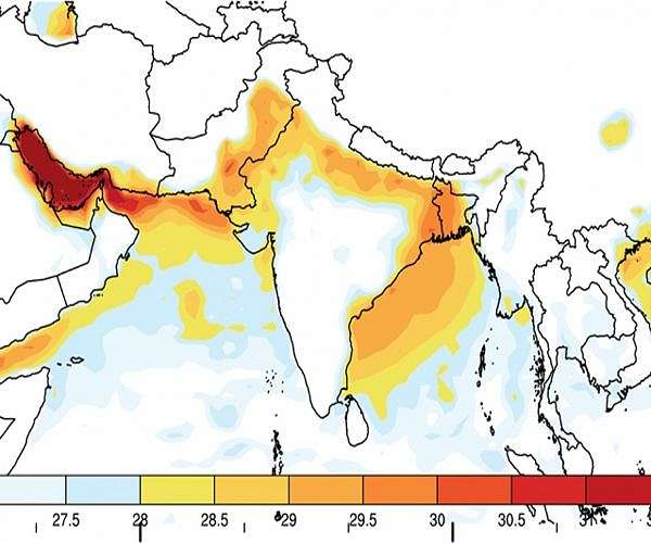 Bangladeshis pray for rain as temperatures soar