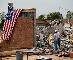 Illegal immigrants wary of aid in US tornado zone