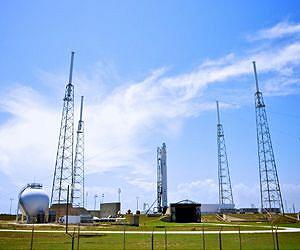 Private US launch of satellite delayed