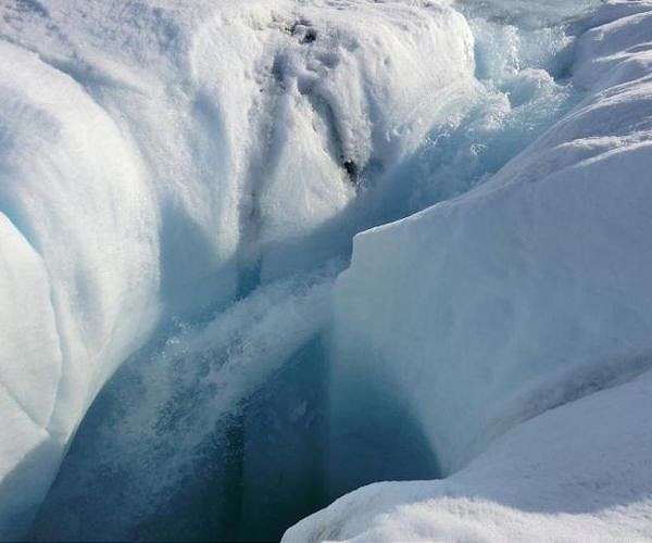 Accelerating melt rate makes Greenland Ice Sheet world's largest 'dam'