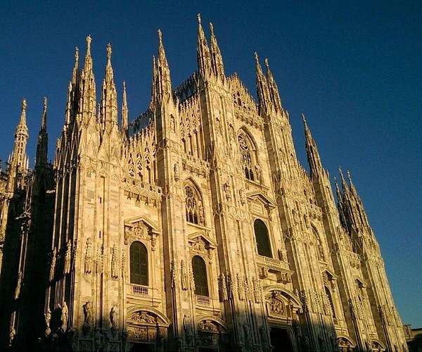 Discovering Milan: A Comprehensive Guide to Exploring the Milan Cathedral and Beyond