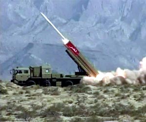 Pakistan raises annual defence budget by 10 percent