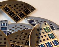 Researchers gain key insight into solar material's soaring efficiency