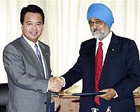 India And Japan Sign Pact On Global Warming