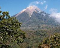 More than 1,200 flee as Indonesia volcano spews ash, gas