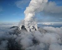 Japan body searchers return to volcano, eight months on