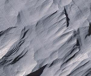 Layers Piled In A Mars Crater Record A History Of Changes