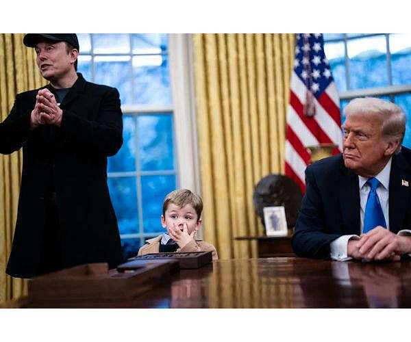 NASA fires chief scientist, more Trump cuts to come