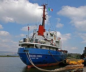 Navy boards aid ship peacefully, escorts it to Israel