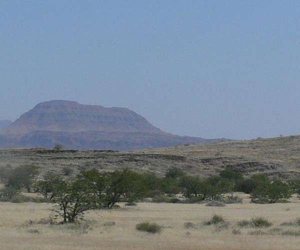 Top uranium producer Namibia to open talks on nuclear energy plant